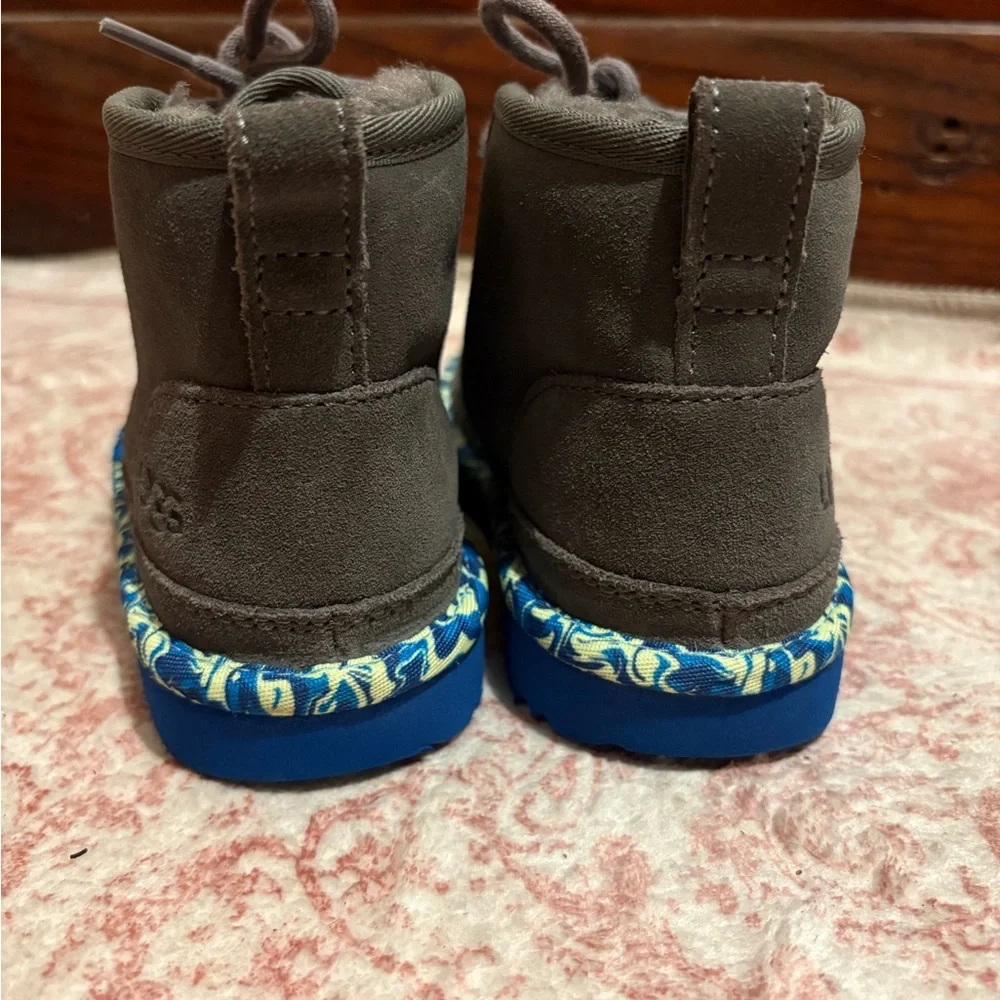 Kid’s UGG Lace-Up Ankle Boots | Cozy & Comfy | size 13